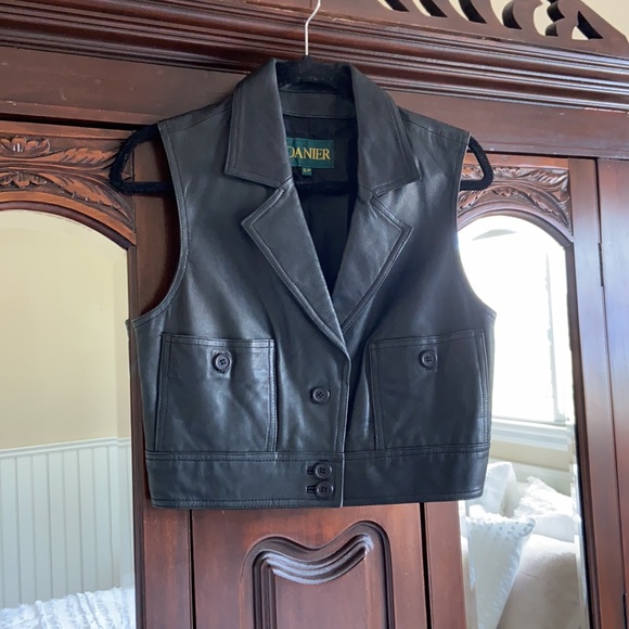 DANIER vintage leather vest - Picture 15 of 15